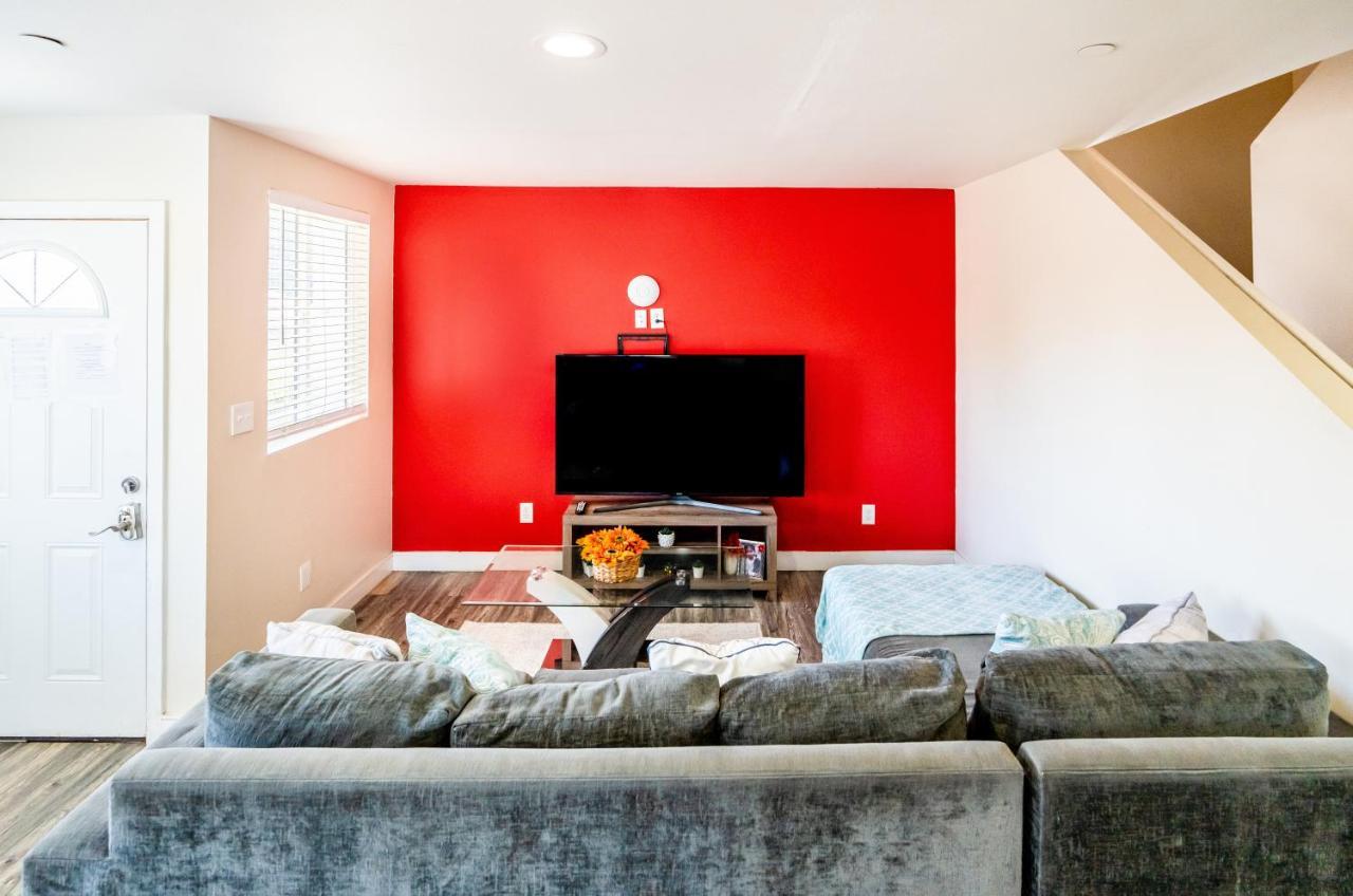 Spacious 5 Bedroom 3 Bath Modern Home By Downtown La With Parking Los Angeles Exterior foto